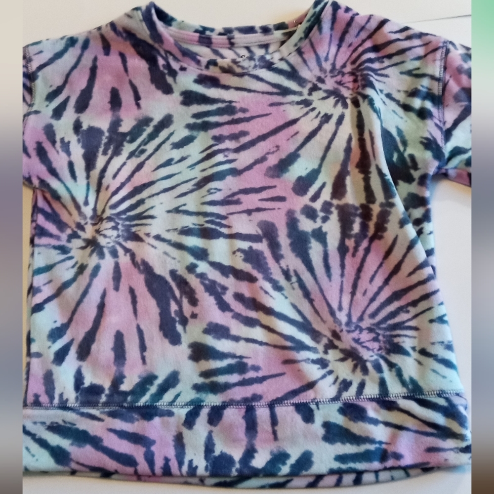 So brand girls tie-die sweater/sweatshirt